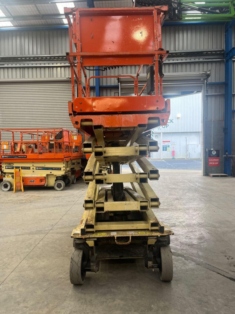 JLG 3246ES | Battery Scissor Lift
